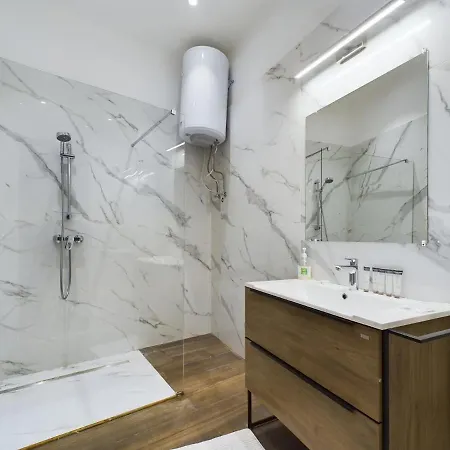 Gray Stylish Central Apartment Budapest Extérieur photo