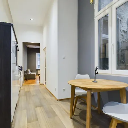 Gray Stylish Central Apartment Budapest Extérieur photo
