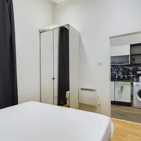Gray Stylish Central Apartment Budapest Extérieur photo